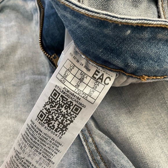 Shorts - Picture 2 of 3